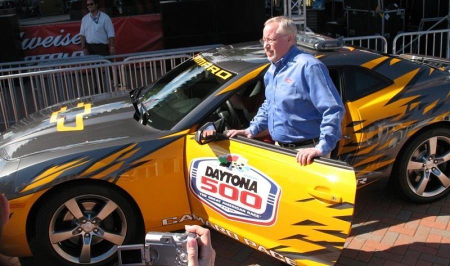  Chevrolet Camaro Daytona 500 Pace Car 2009 года  (фото 8 из 18)